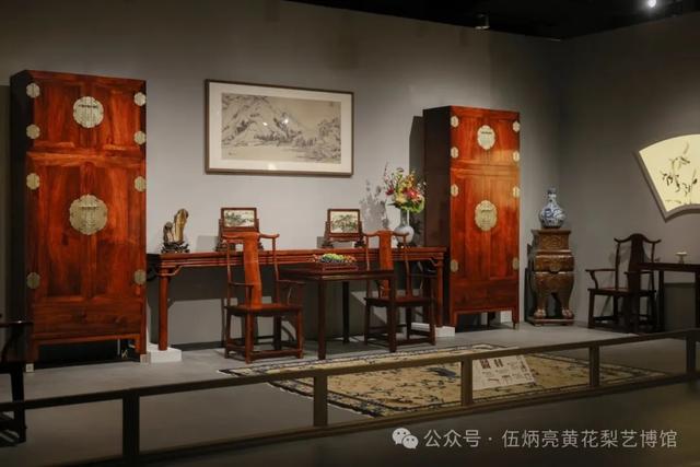 传偶绝写：“澄古匠心——伍炳明家具艺术展”登岸侨城江门-34.jpg