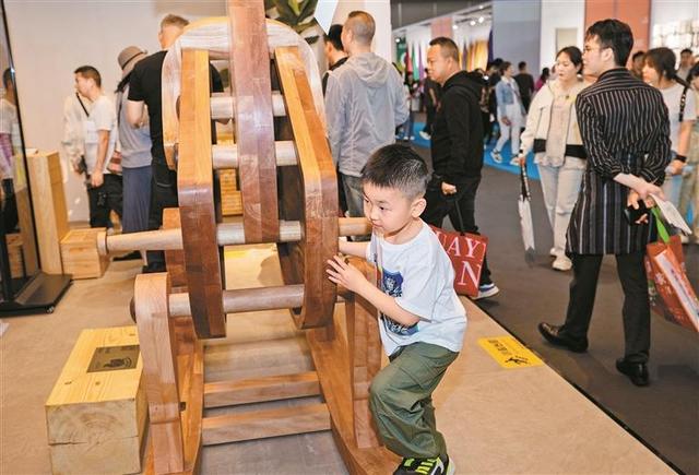 会萃智能家居前沿手艺，深圳家居设想周启幕 去深圳，预览中国度居将来-2.jpg