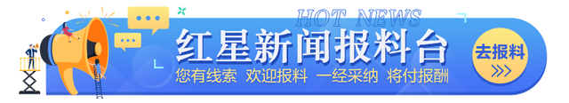 网传东莞三人将一白叟按正在路边摊上殴挨，本地派出所已参与-1.jpg