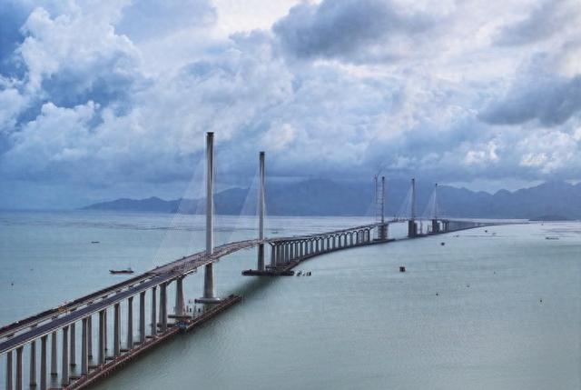 共建同享天下最好的湾区 粤港澳年夜湾区环球招商年夜会走笔-1.jpg