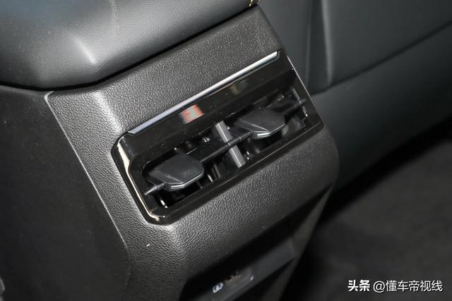 新车 | 预卖9万元起/1.5T动力，2025款吉祥缤越L将于11月27日上市-17.jpg