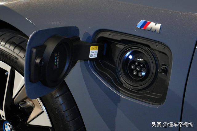 新车 | 卖48.59万元/绝航713千米，宝马i5 eDrive40L M活动套拆真车-15.jpg