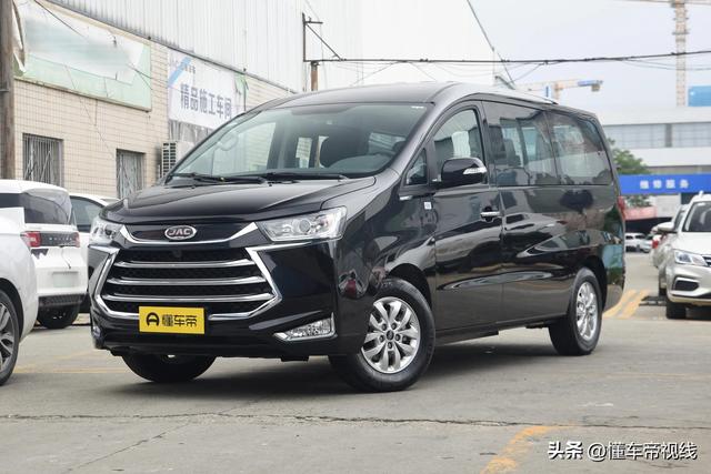 新车 | 卖13.18万元/8座中年夜型MPV 北汽制作钝胜王牌M7新删车型上市-12.jpg