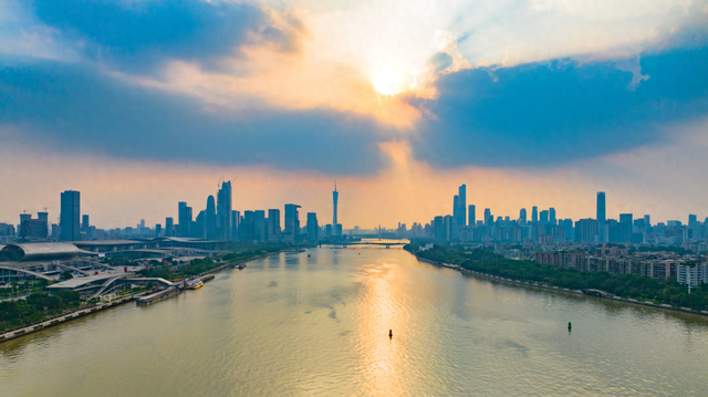 10月，广州1.31万名业主，等去了两脚购家！-1.jpg