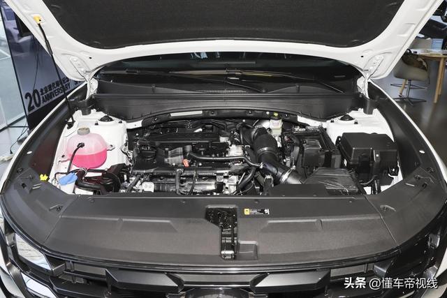 新车｜卖16.98万元，北京当代新款途胜L次低配到店，合作本田CR-V-15.jpg