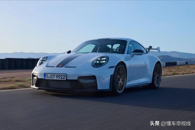 新车 | 226.8万元起/海内初次推游览版，新款保时捷911 GT3开启预卖-28.jpg