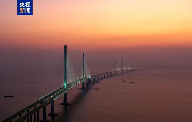 齐线明灯！黄茅海跨海通讲挨制年夜湾区海上新天标-1.jpg