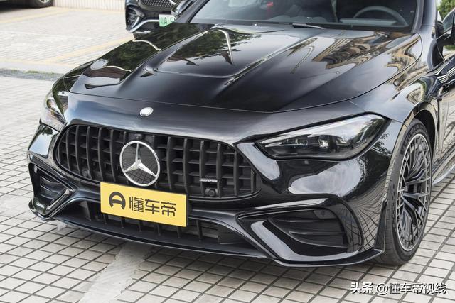 新车｜卖价71.88万元，2025款梅赛德斯-AMG CLE 53上市，合作宝马M4-3.jpg