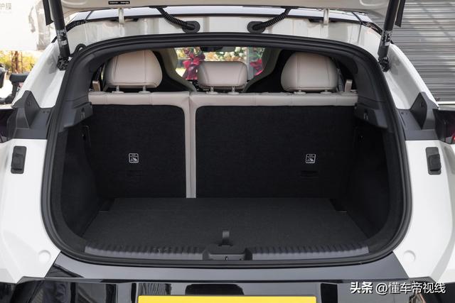 新车 | 松散型SUV/绝航530千米，发克Z20开启托付，限时13.59万元起-38.jpg