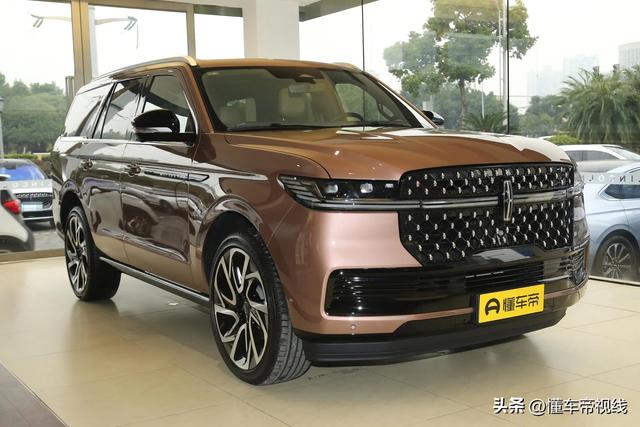 新车 | 年夜型SUV/48英微暇齐景屏，齐新林肯发航员到店，现款100.8万起-3.jpg