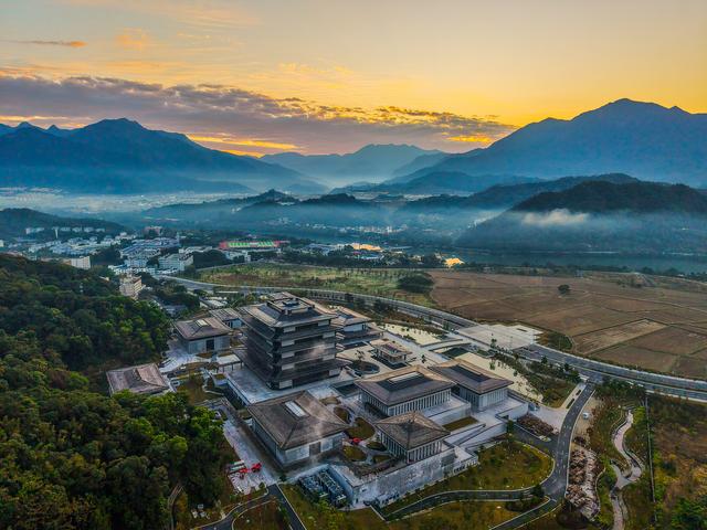 新时期中国调研止之看地区·年夜湾区篇丨天空之眼瞰故国——怯坐时期潮头 挨制一流湾区(2)-9.jpg