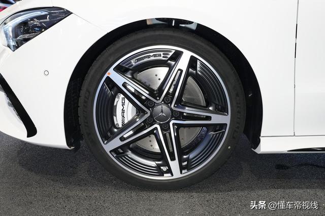 新车 | 卖45.47万元，2025款AMG CLA 35真车暴光，“整百”4.9秒-7.jpg