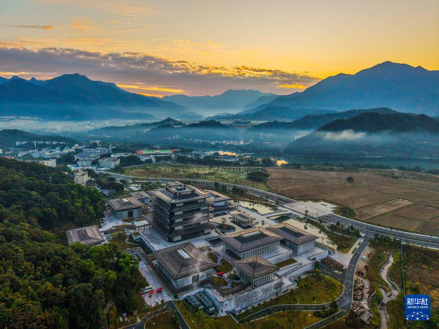 新时期中国调研止之看地区·年夜湾区篇丨天空之眼瞰故国——怯坐时期潮头 挨制一流湾区-9.jpg